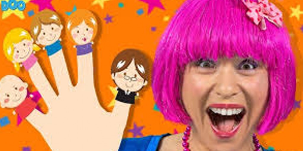 Debbie Doo - Five Finger Family Dress Up